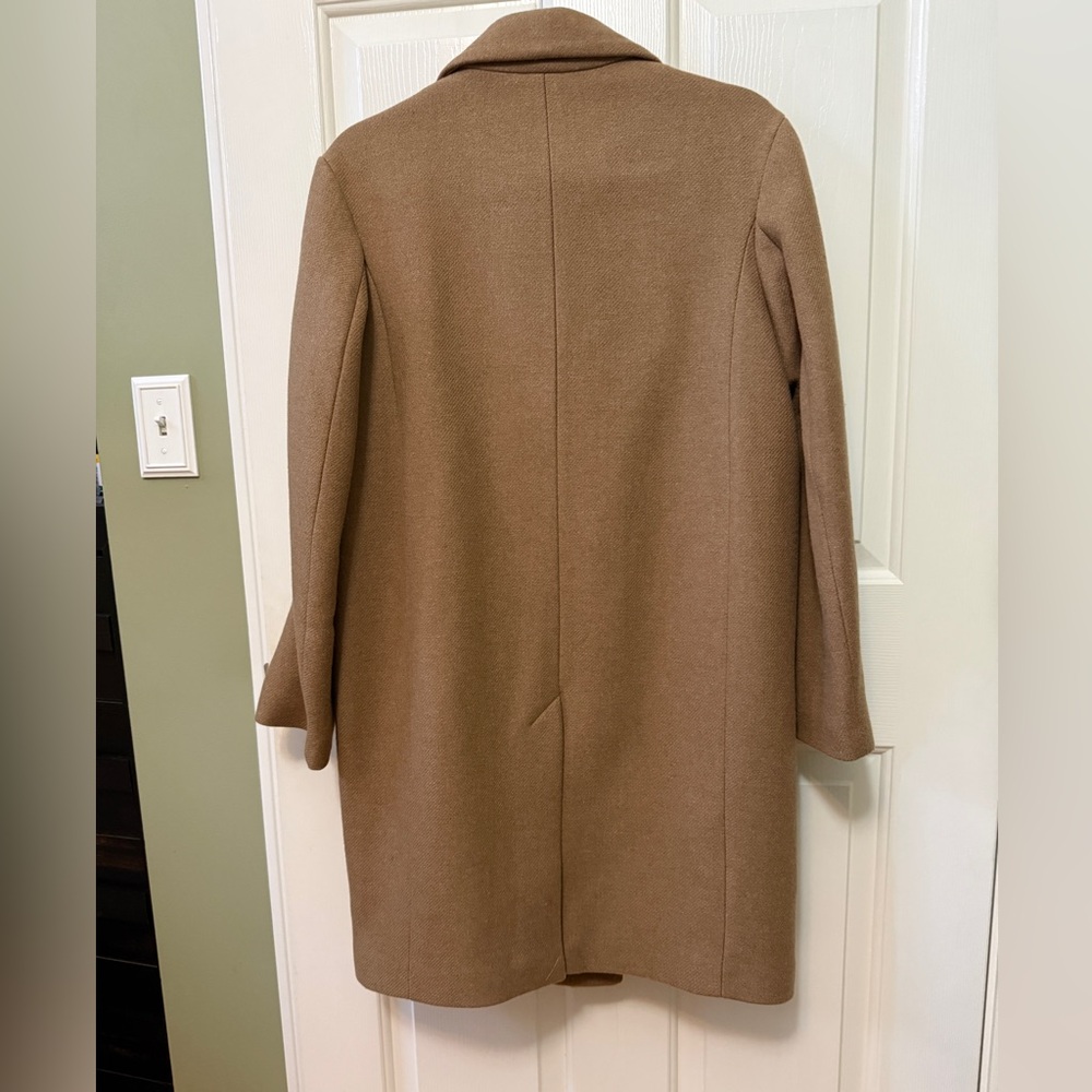 H&M double breasted camel wool blend coat. NWOT. Size 2, but fits like a medium. - Picture 3 of 8